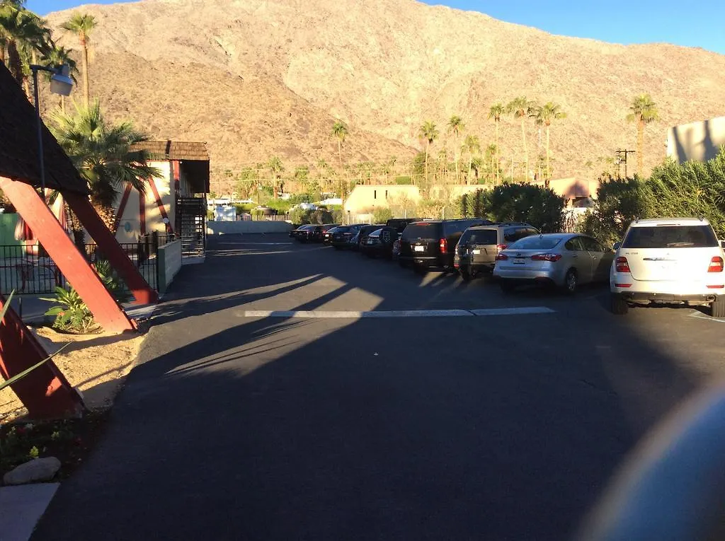 Desert Lodge Palm Springs